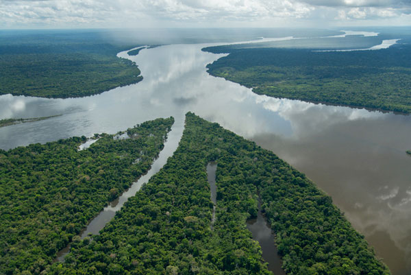 Amazonas 1