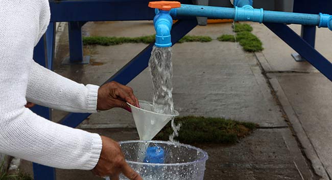 agua del aire grifo filtrado