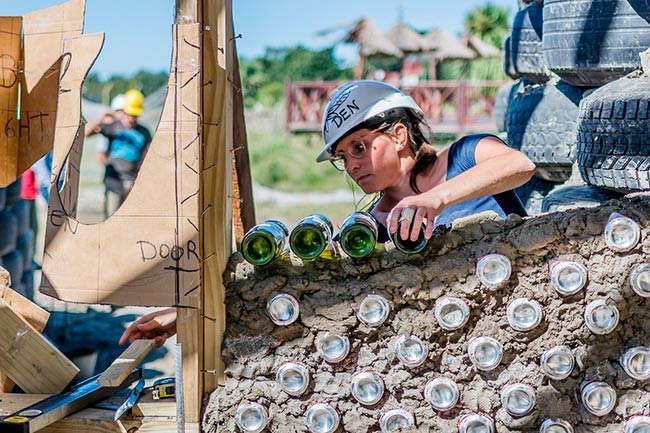 construccion primera escuela autosustentable de Argentina