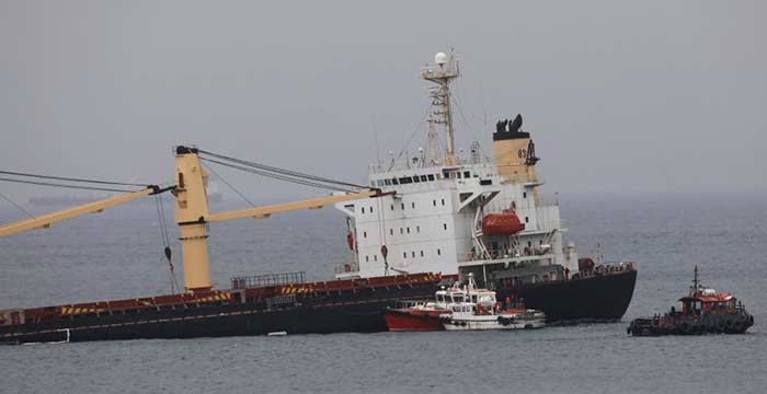 Derrame de combustible del buque OS 35 accidentado en Gibraltar